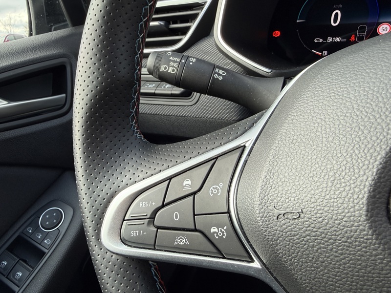 Image Renault CLIO Esprit Alpine E-Tech full hybrid 145  