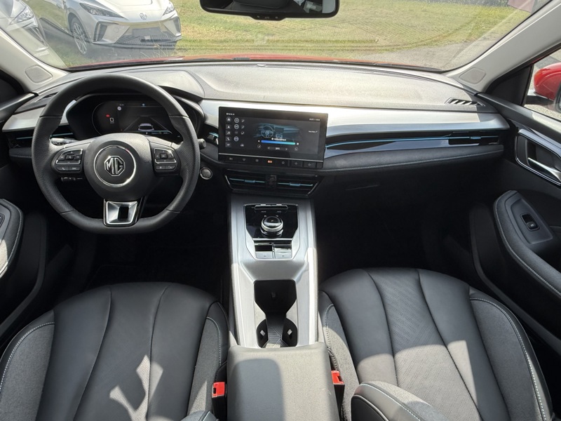 Image MG MG5 Luxury Autonomie Etendue 115Kw/156ch-61kWh  